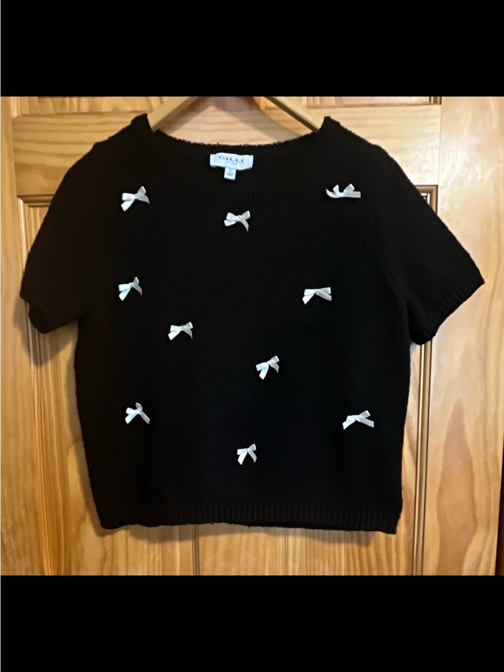 Gilli Black Short-Sleeve Crew Sweater L Cropped Bow Accents